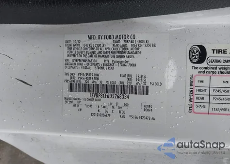 2013 Ford Mustang Gt Premium z USA, uszkodzony, nr VIN 1ZVBP8CF6D5268334